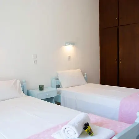 Aparthotel Maria's *