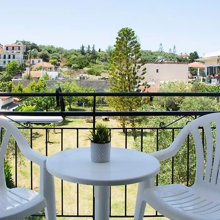 Maria's Aparthotel