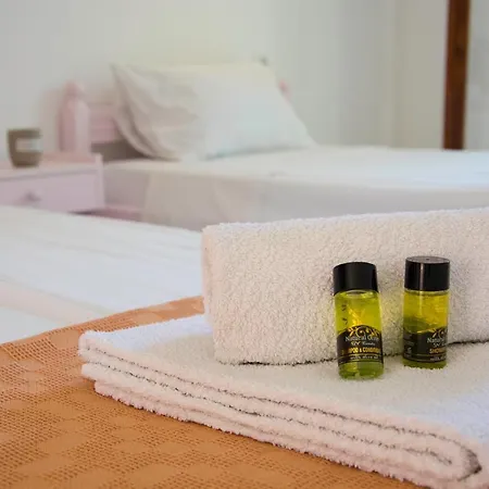 Maria's Apartmanhotel